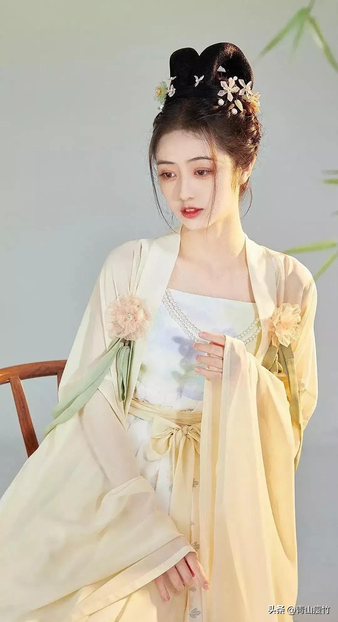 如花似玉美女图片一册，欣赏