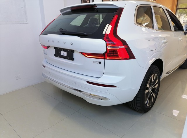 新款沃尔沃xc60多少钱呢（实拍XC60外观图及配置）